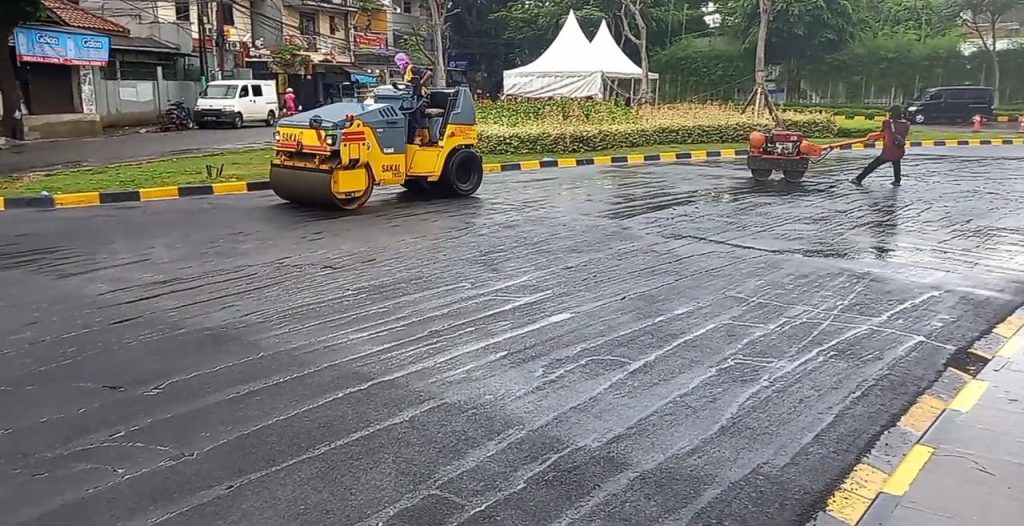 Jasa-pengaspalan-jalan-cirebon